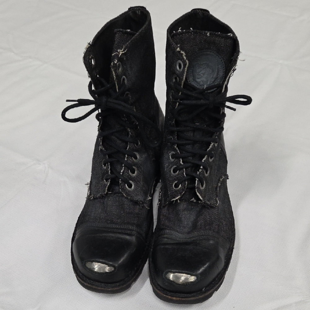 Black Lace-Up Men's Boots